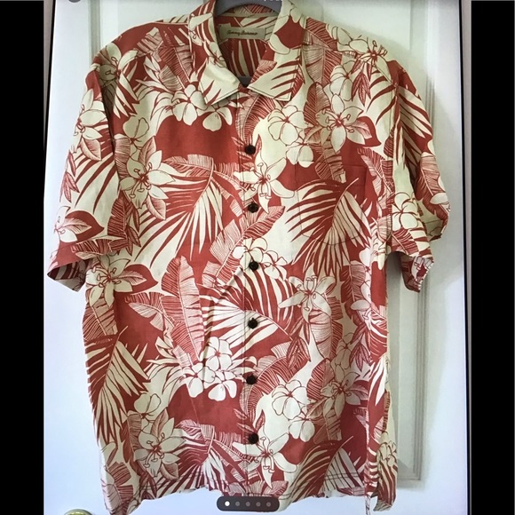Tommy Bahama Hawaiian πΊ shirt L